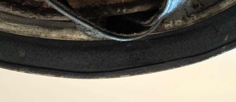M38 Para Helmet shell markings