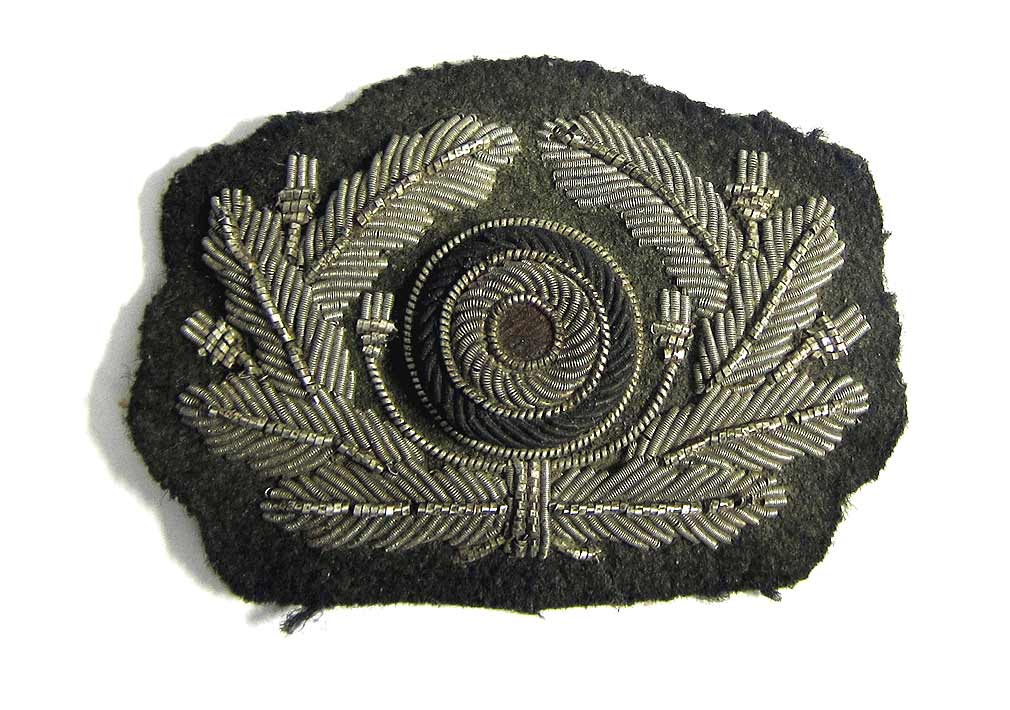 German Officers Cap Badge wreath