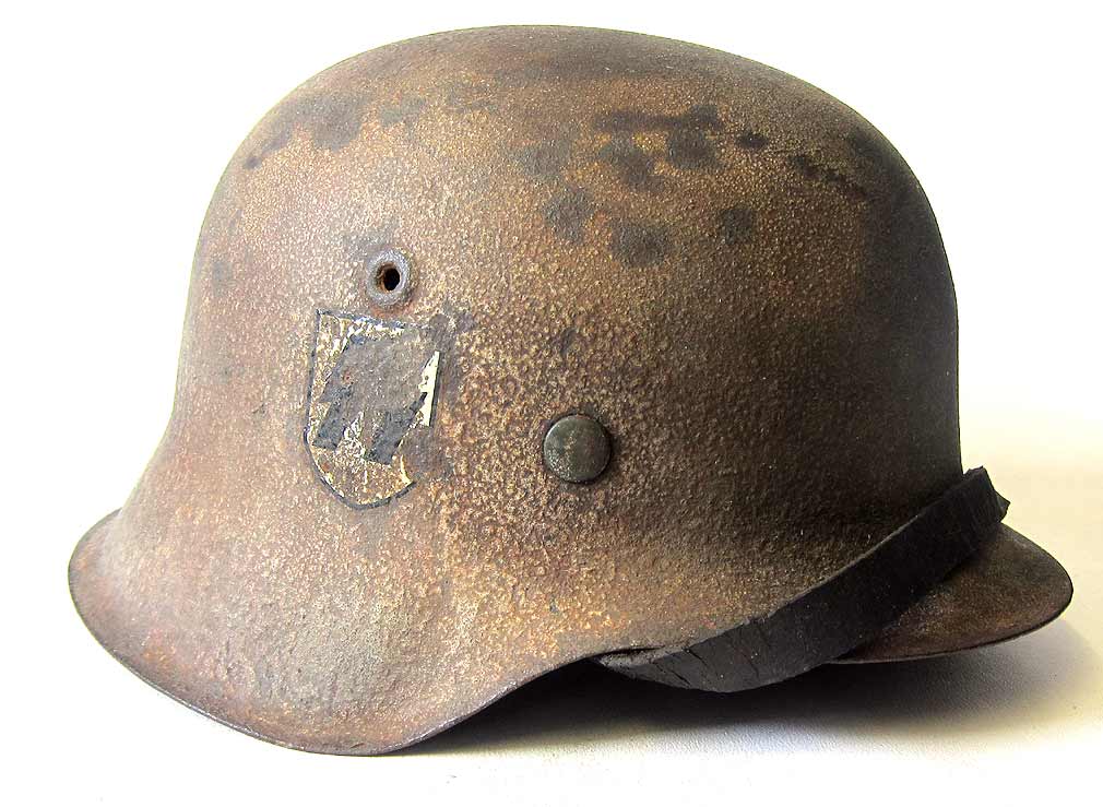 Waffen SS M42 Single Decal Leibstandarte Italian Tan Helmet 