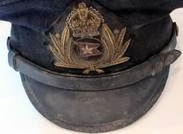 Titanic Offiers Cap early 1900's